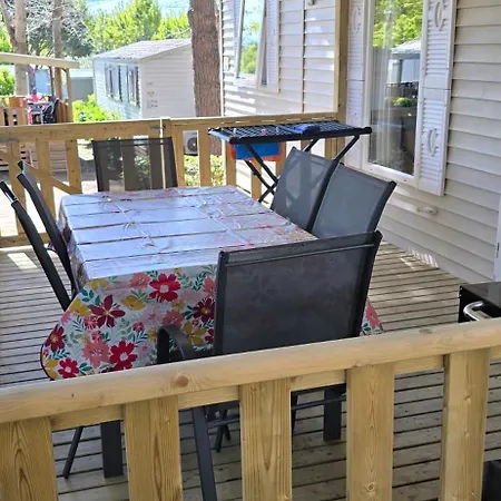 Mobilhome 3 Chambres, 500m Plage, Camp 5 Etoiles キャンプ場 *