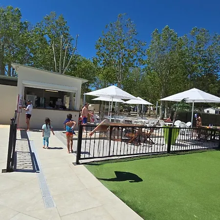 Mobilhome 3 Chambres, 500m Plage, Camp 5 étoiles * Vendres