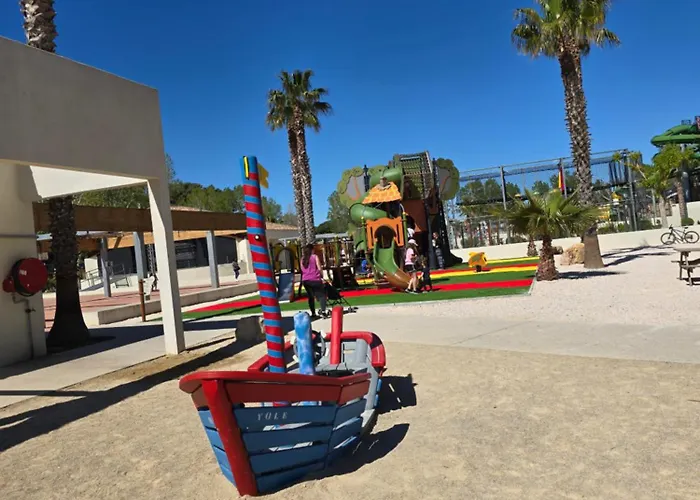 Κάμπινγκ Mobilhome 3 Chambres, 500m Plage, Camp 5 Etoiles Vendres